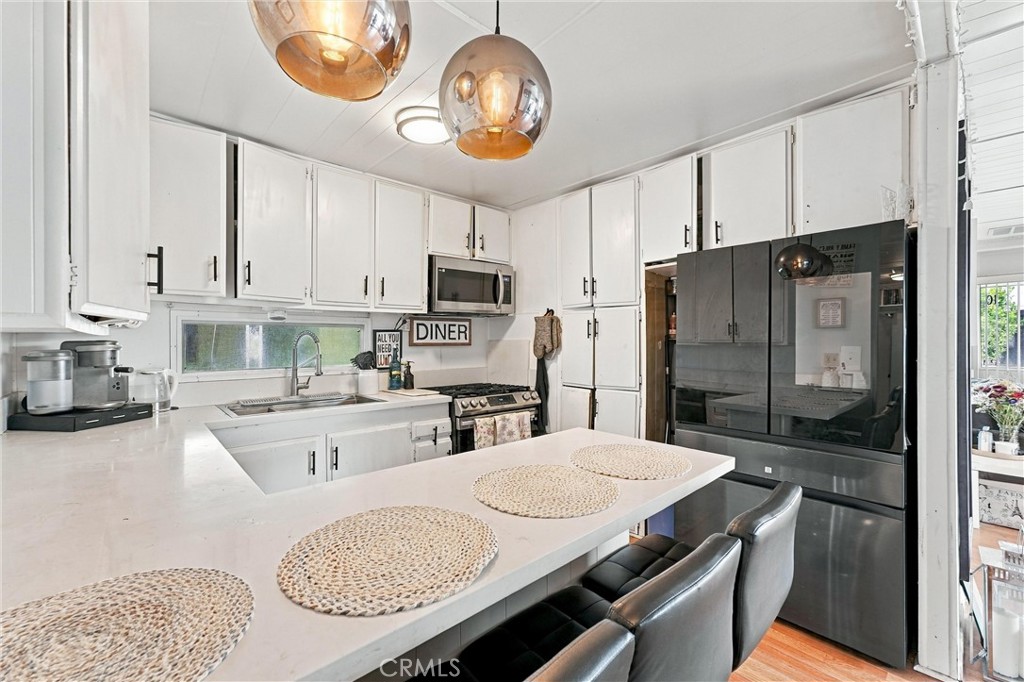 3050 W Ball Road 10, Anaheim CA 92804 - photo 9