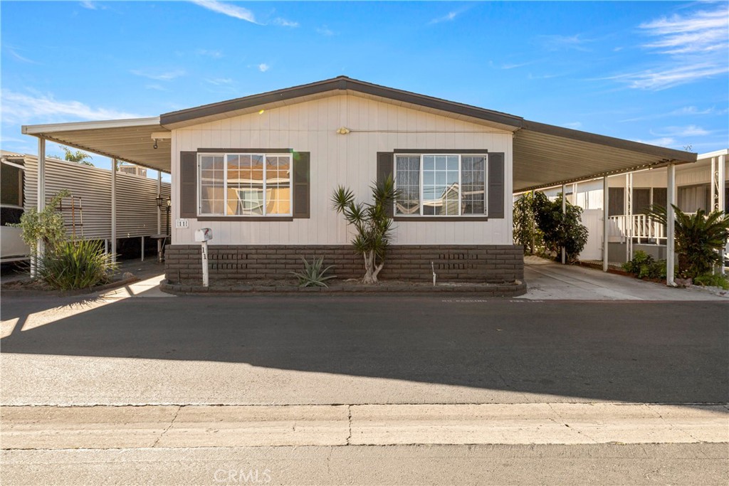 3050 W W Ball 11, Anaheim CA 92804 - photo 1