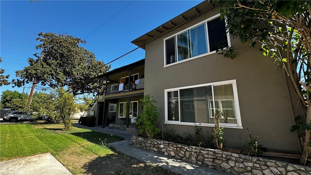 307 N East St, Anaheim CA 92805 - photo 2
