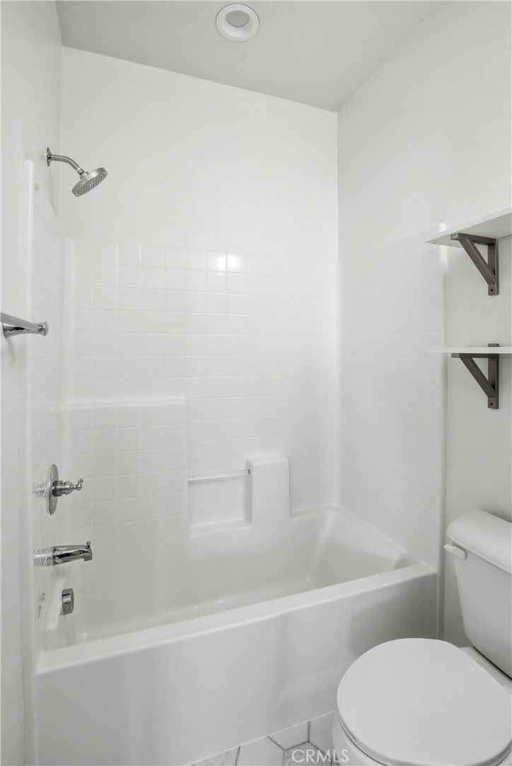 Hall Bath - 310 N Bellarose Way, Anaheim CA 92805 - photo 31