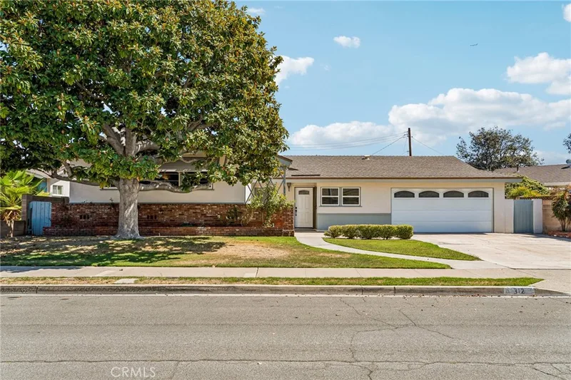 312 N London, Anaheim