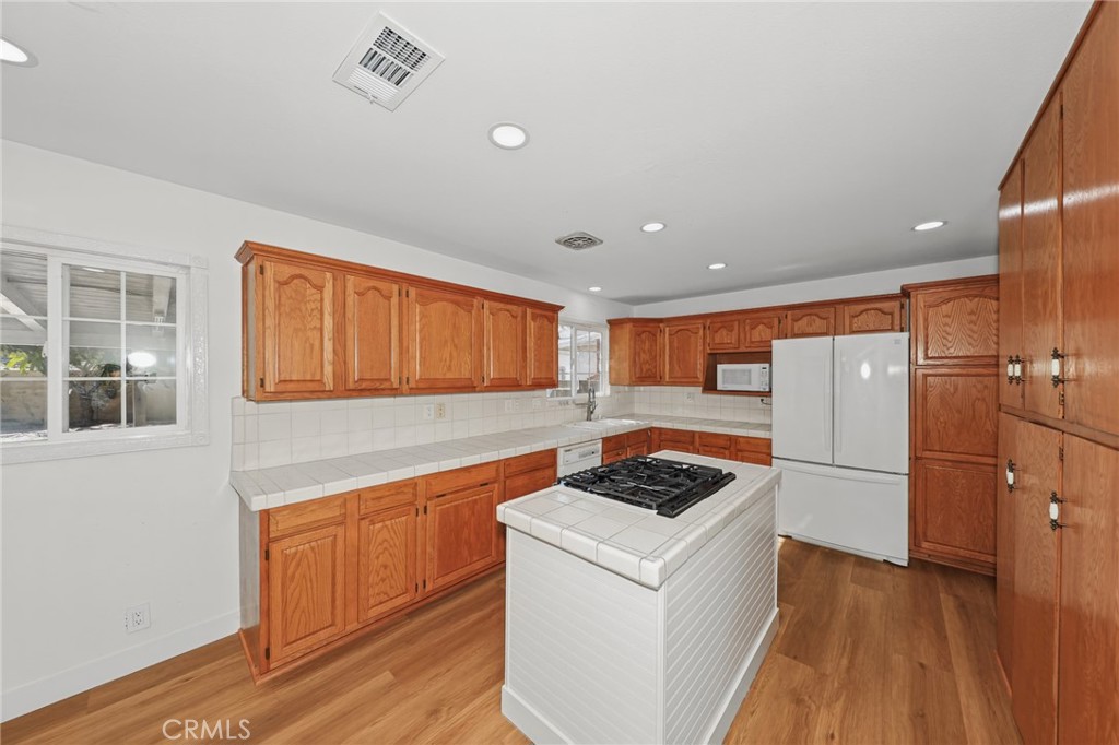 Kitchen Island - 3122 W Glen Holly Drive, Anaheim CA 92804 - photo 19