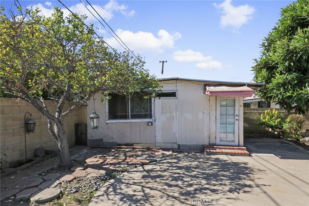 Workshop Shed - 3122 W Glen Holly Drive, Anaheim CA 92804 - photo 45