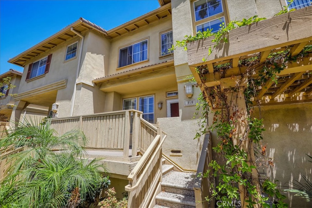 315 W Summerfield Circle, Anaheim CA 92802 - photo 1