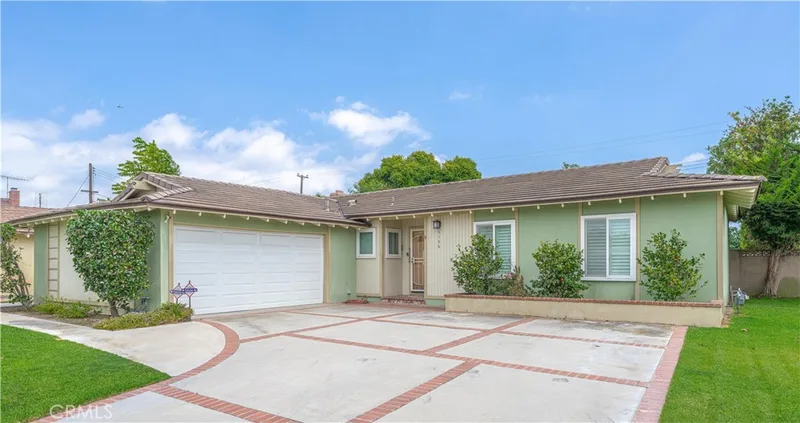 3156 W Teranimar, Anaheim, CA 92804