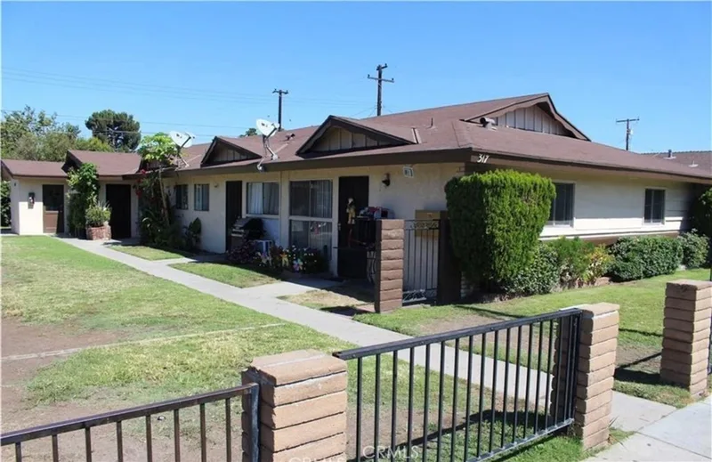317 W Guinida Lane, Anaheim, CA 92805