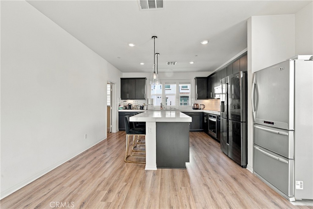318 S Quadrilateral, Anaheim CA 92802 - photo 6