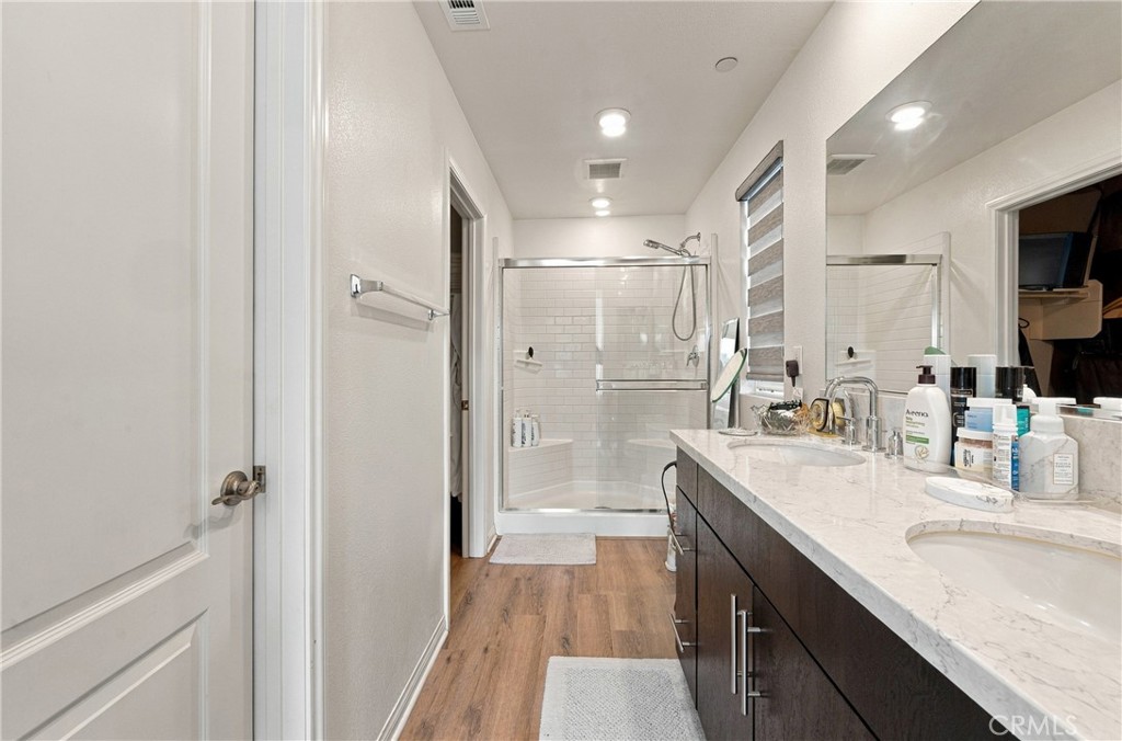 318 S Quadrilateral, Anaheim CA 92802 - photo 13