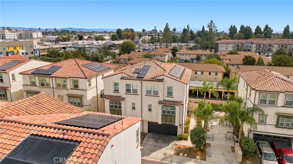 318 S Quadrilateral, Anaheim CA 92802 - photo 21