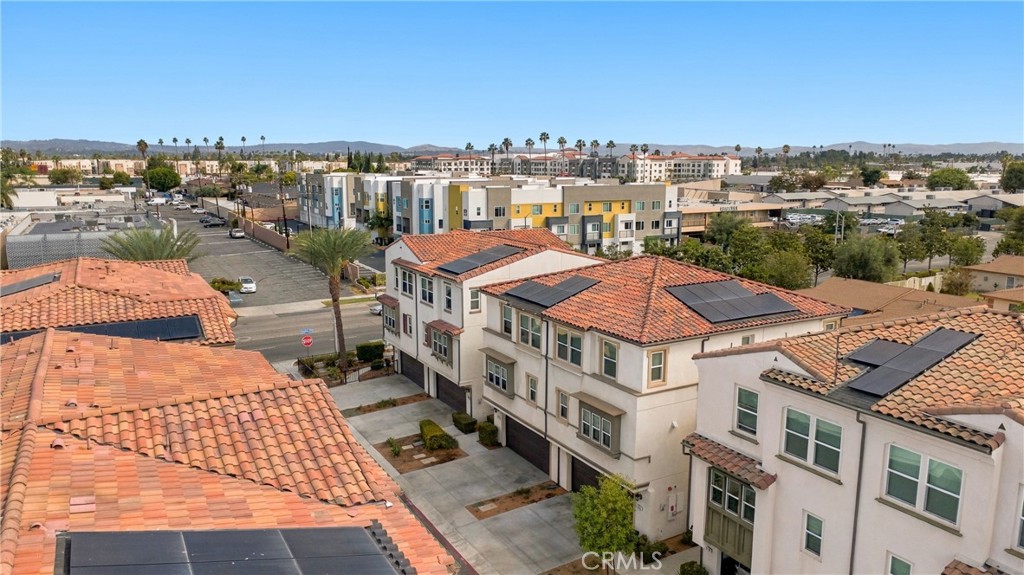318 S Quadrilateral, Anaheim CA 92802 - photo 22