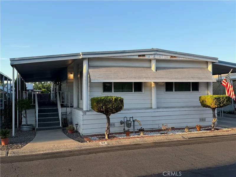 320 N Park Vista 52, Anaheim, CA 92806