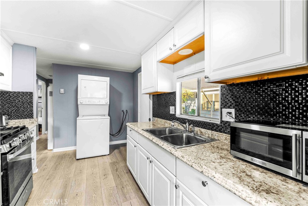 320 N Park Vista 76, Anaheim CA 92806 - photo 4