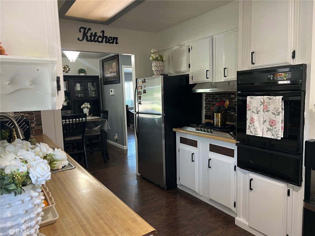 320 N Park Vista Street 20, Anaheim CA 92806 - photo 4