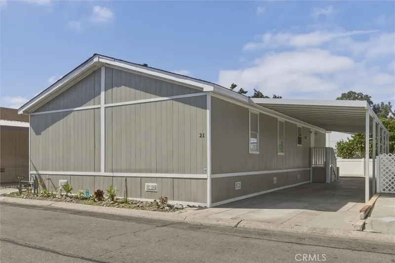 320 N Park Vista Street 21, Anaheim, CA 92806