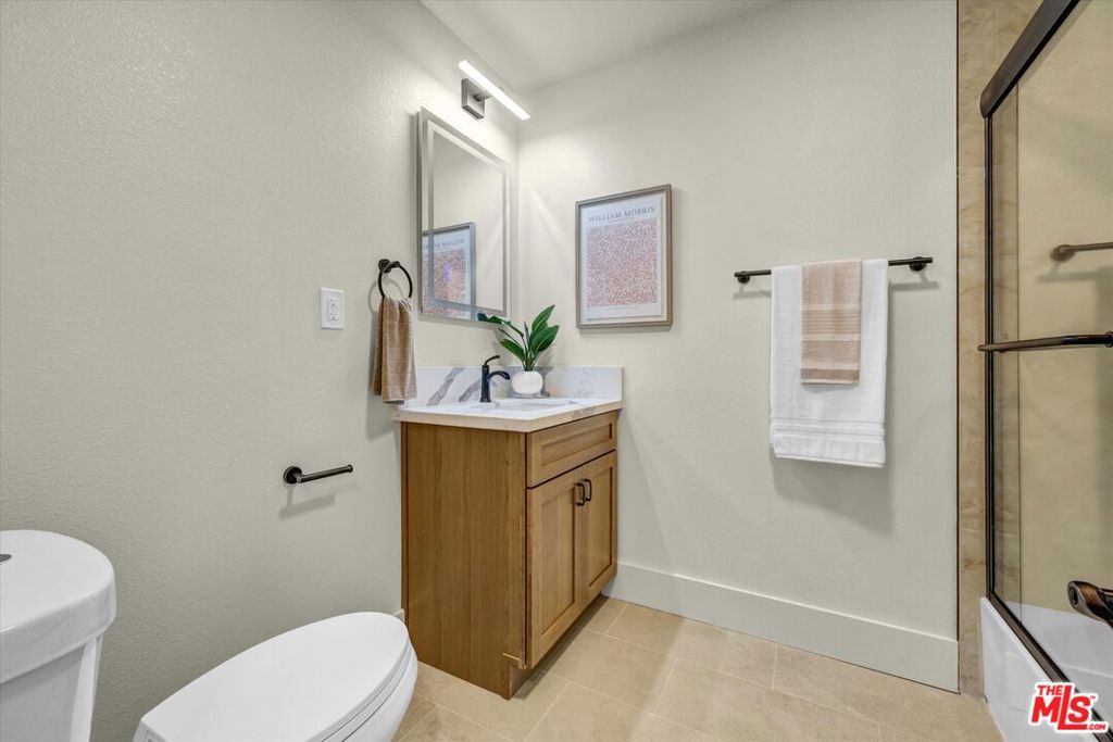 325 N Olive Street, Anaheim CA 92805 - photo 31