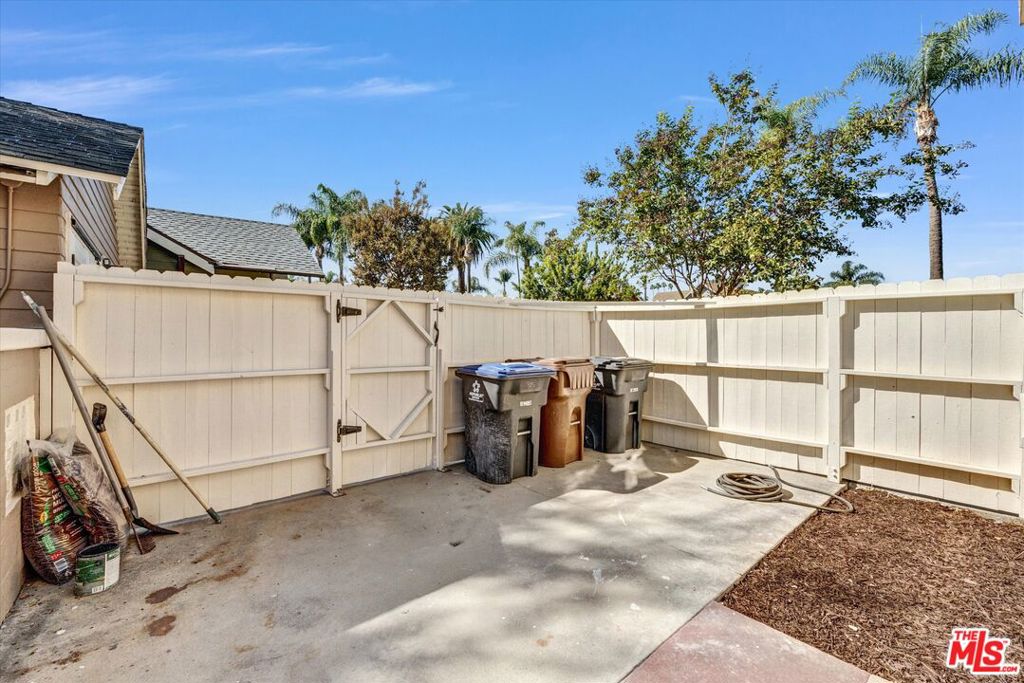 325 N Olive Street, Anaheim CA 92805 - photo 44