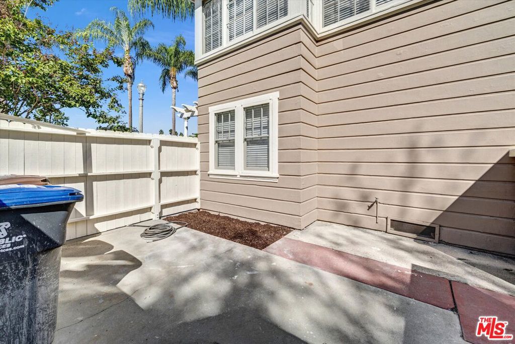 325 N Olive Street, Anaheim CA 92805 - photo 45