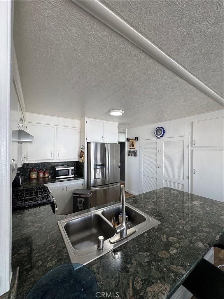34 Pine Via, Anaheim CA 92801 - photo 17