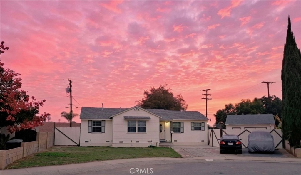 340 S Ash, Anaheim CA 92805 - photo 1