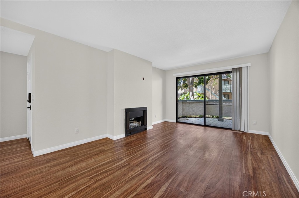 3537 W Greentree Circle C, Anaheim CA 92804 - photo 5