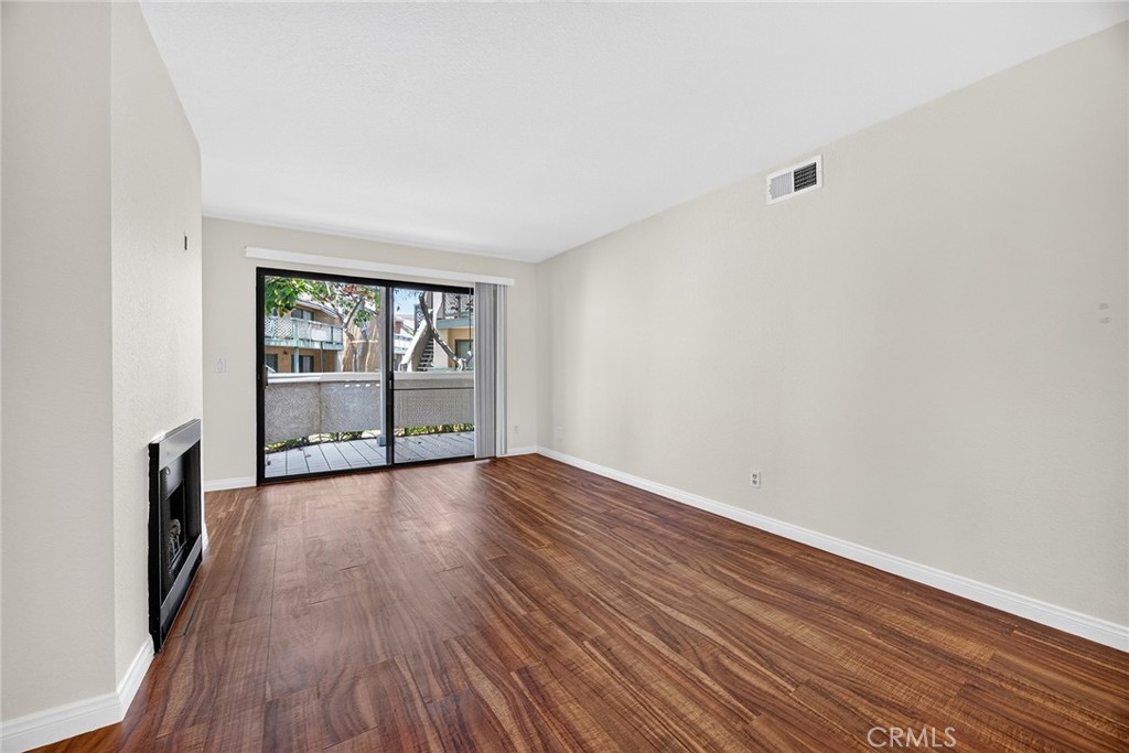 3537 W Greentree Circle C, Anaheim CA 92804 - photo 6
