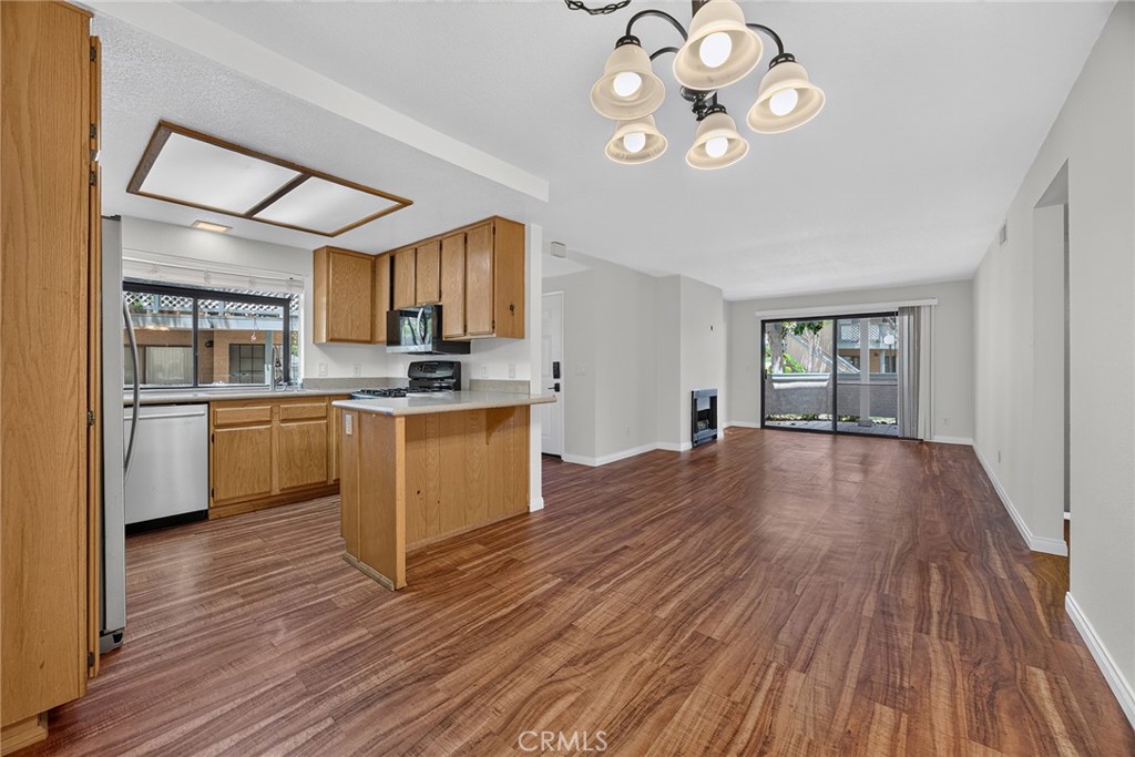 3537 W Greentree Circle C, Anaheim CA 92804 - photo 10