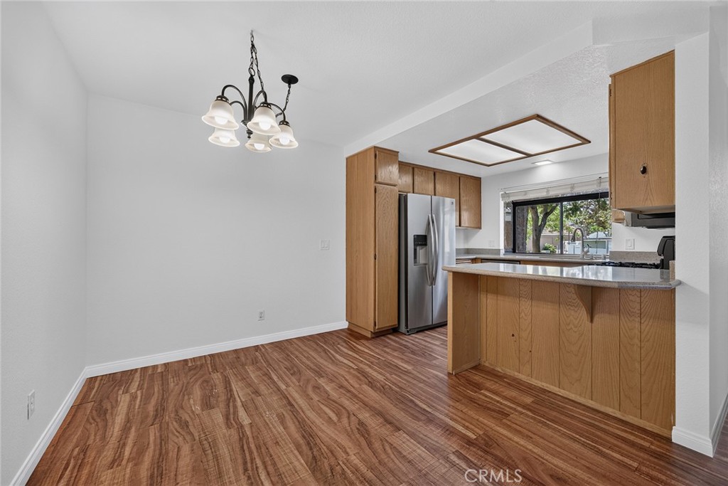 Dining area - 3537 W Greentree Circle C, Anaheim CA 92804 - photo 11