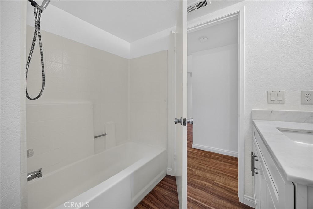 Hallway bathroom - 3537 W Greentree Circle C, Anaheim CA 92804 - photo 12