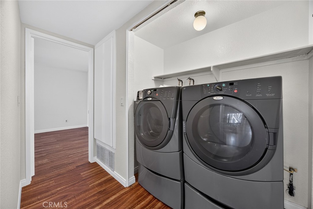 Laundry - 3537 W Greentree Circle C, Anaheim CA 92804 - photo 16