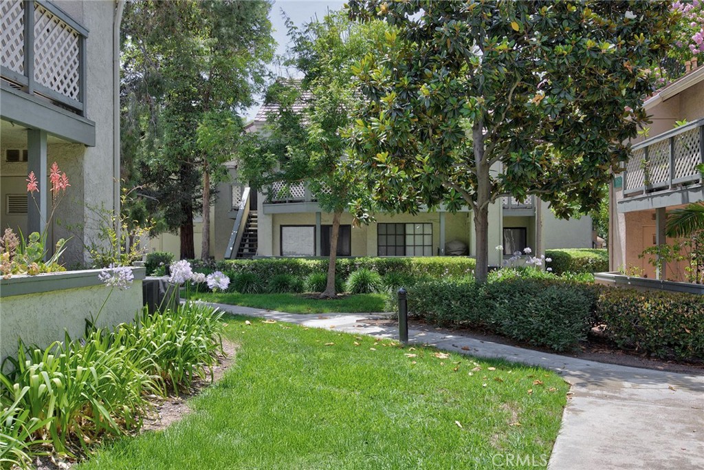Greenbelts - 3537 W Greentree Circle C, Anaheim CA 92804 - photo 26