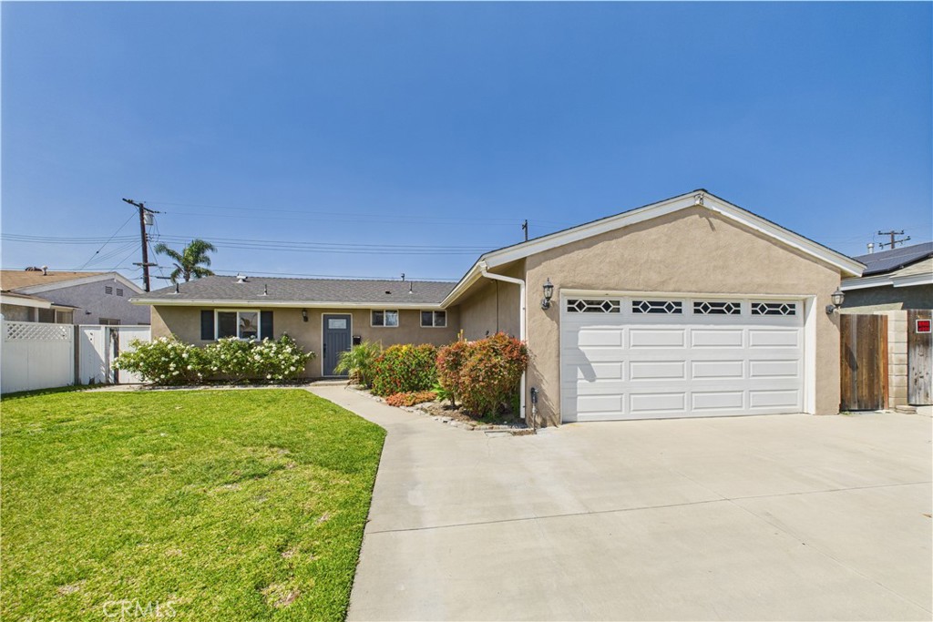 3647 W Myra Avenue, Anaheim CA 92804 - photo 1