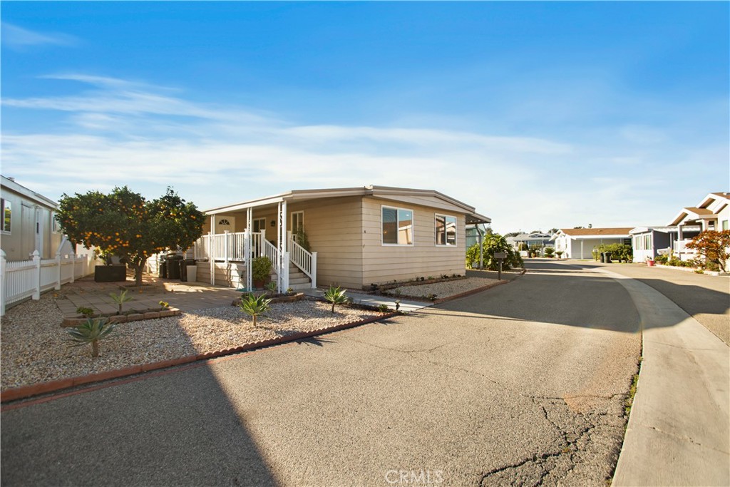 39 Pine Via Avenue, Anaheim CA 92801 - photo 1