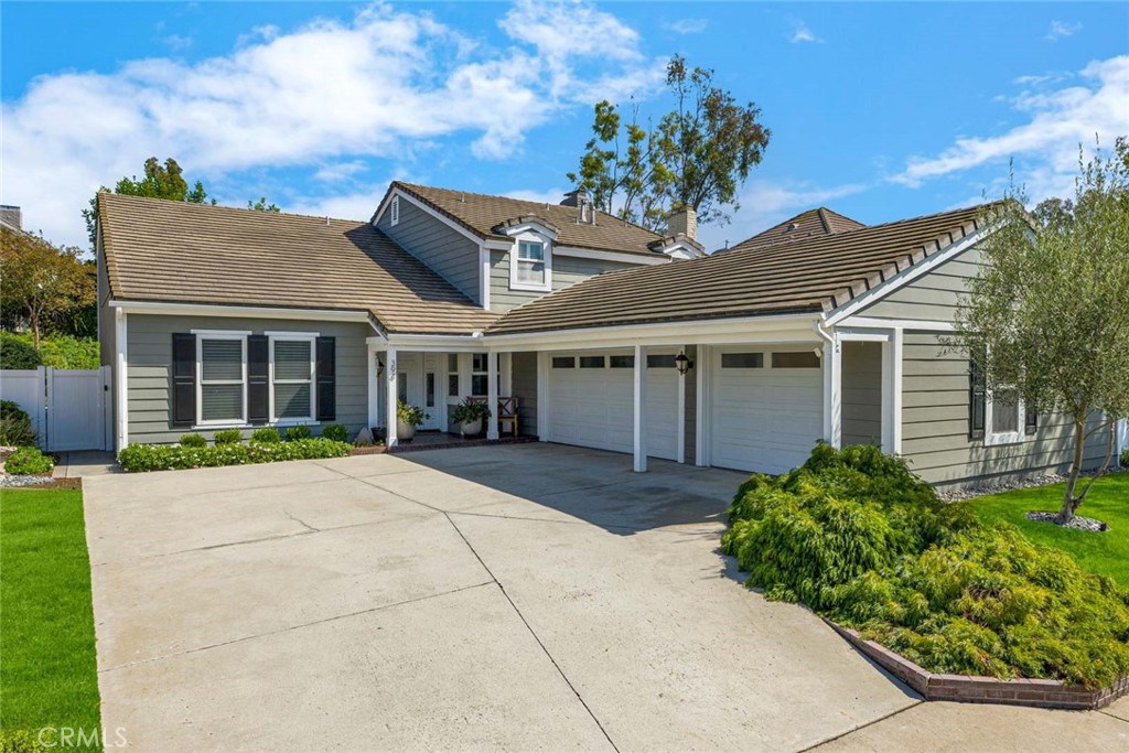 Wonderful curb appeal - 394 S Smokeridge, Anaheim Hills CA 92807 - photo 2