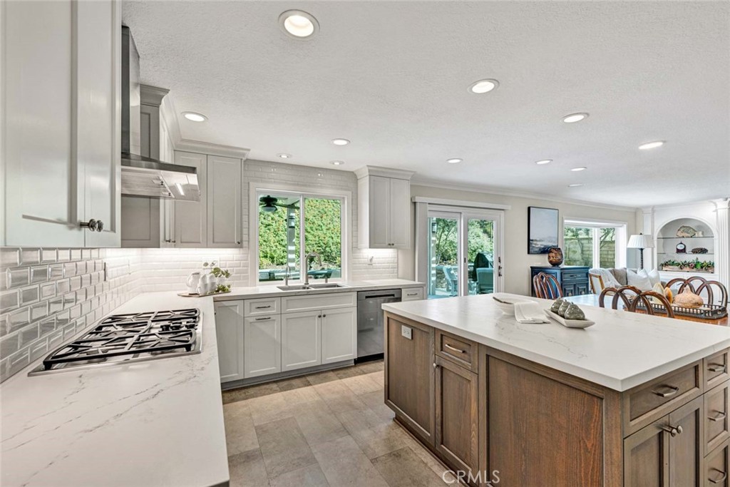 Kitchen - 394 S Smokeridge, Anaheim Hills CA 92807 - photo 15