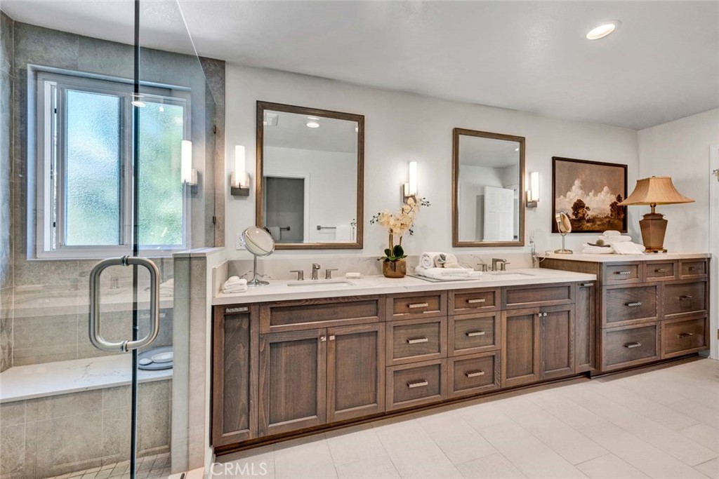 Primary bath - 394 S Smokeridge, Anaheim Hills CA 92807 - photo 32