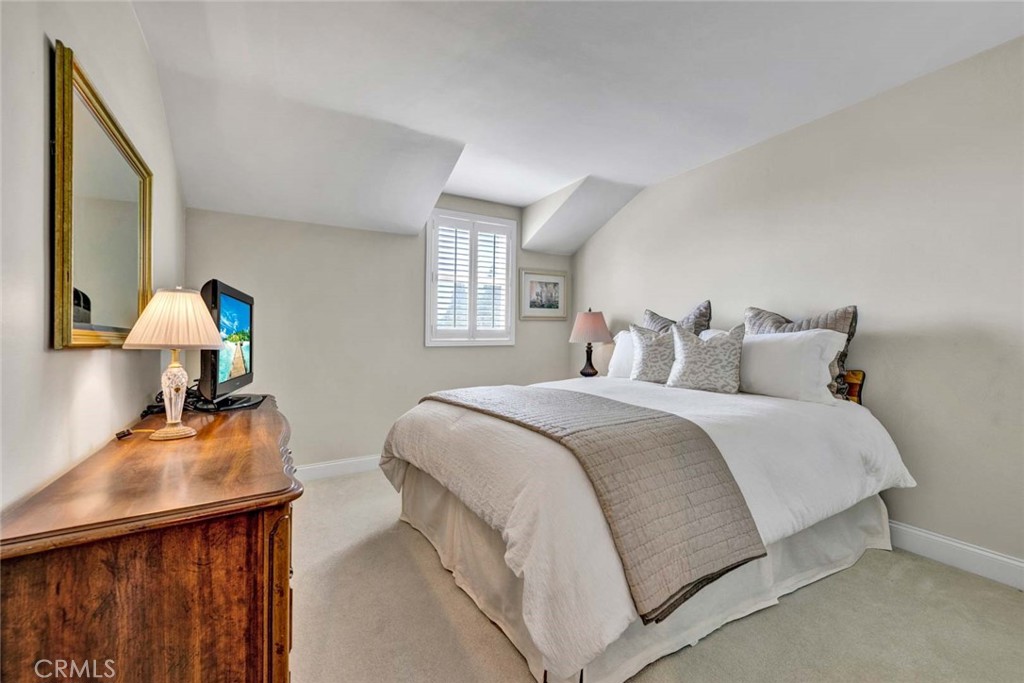 Third bedroom - 394 S Smokeridge, Anaheim Hills CA 92807 - photo 35