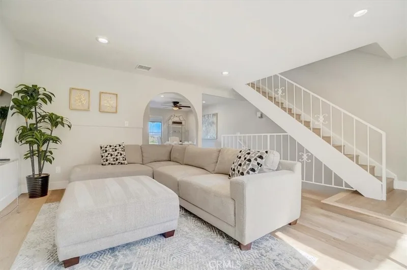 3999 E Santa Ana Canyon, Anaheim