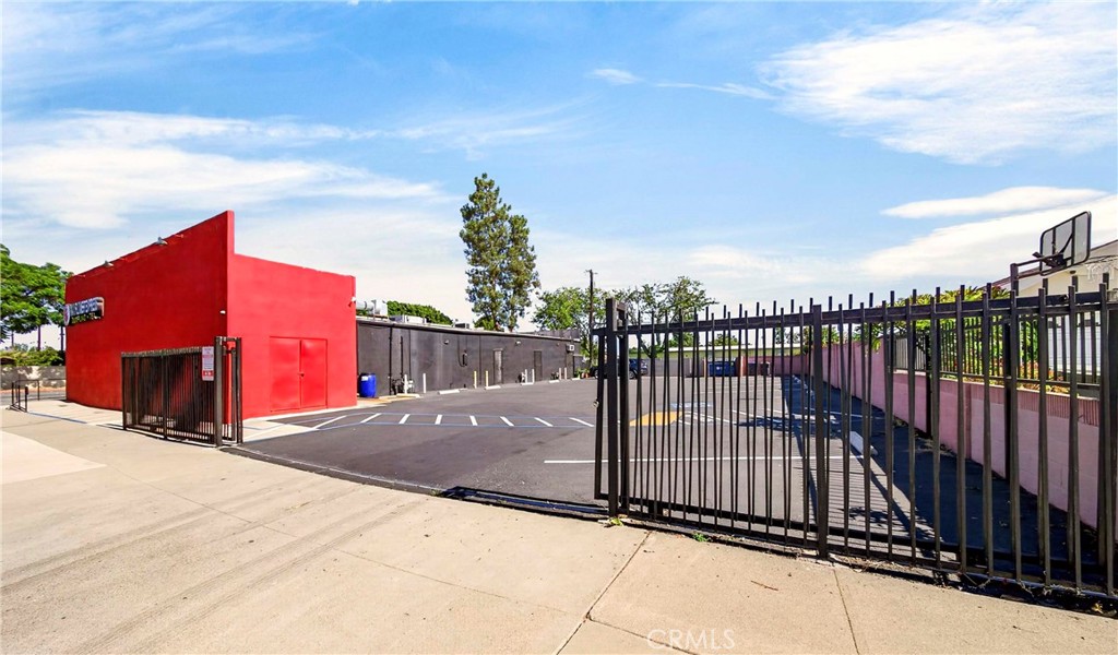 401 S Magnolia, Anaheim CA 92804 - photo 8