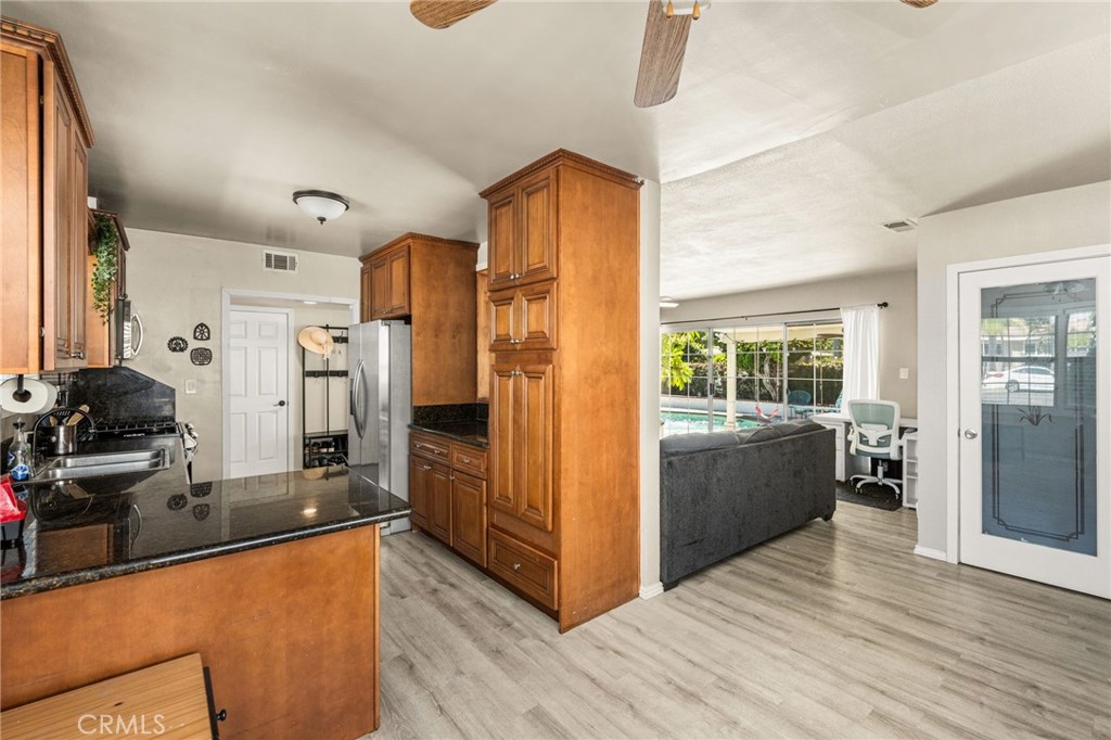 405 S Fann, Anaheim CA 92804 - photo 12