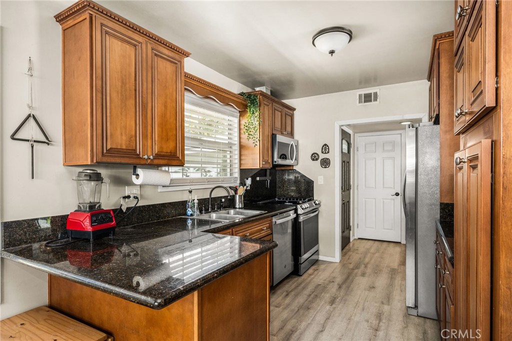 405 S Fann, Anaheim CA 92804 - photo 14