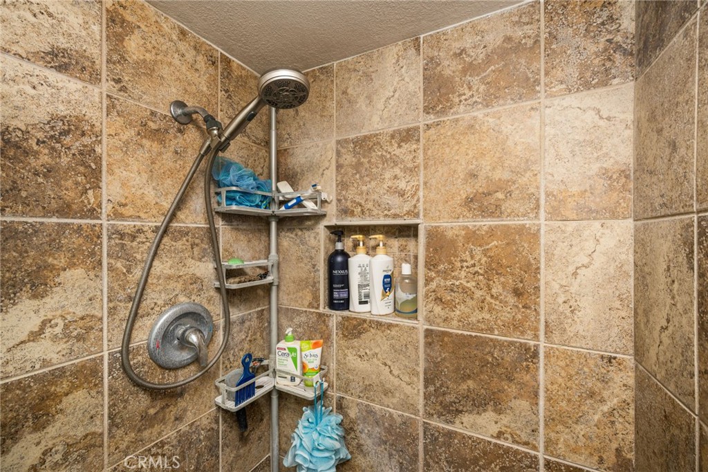 405 S Fann, Anaheim CA 92804 - photo 34