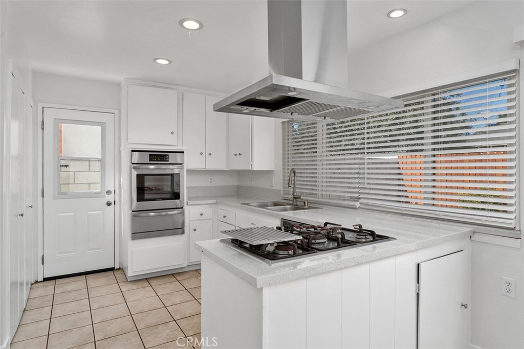 4161 E Riverdale, Anaheim CA 92807 - photo 11