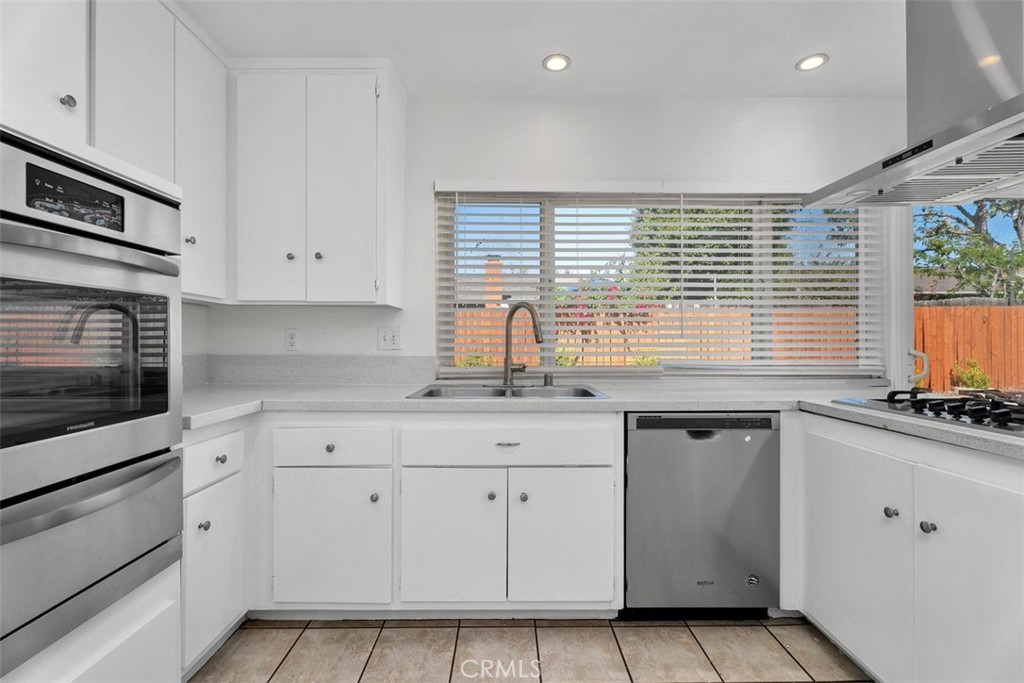 4161 E Riverdale, Anaheim CA 92807 - photo 12
