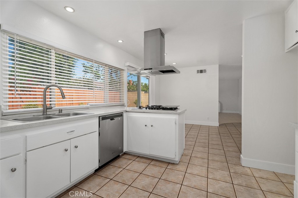 4161 E Riverdale, Anaheim CA 92807 - photo 13