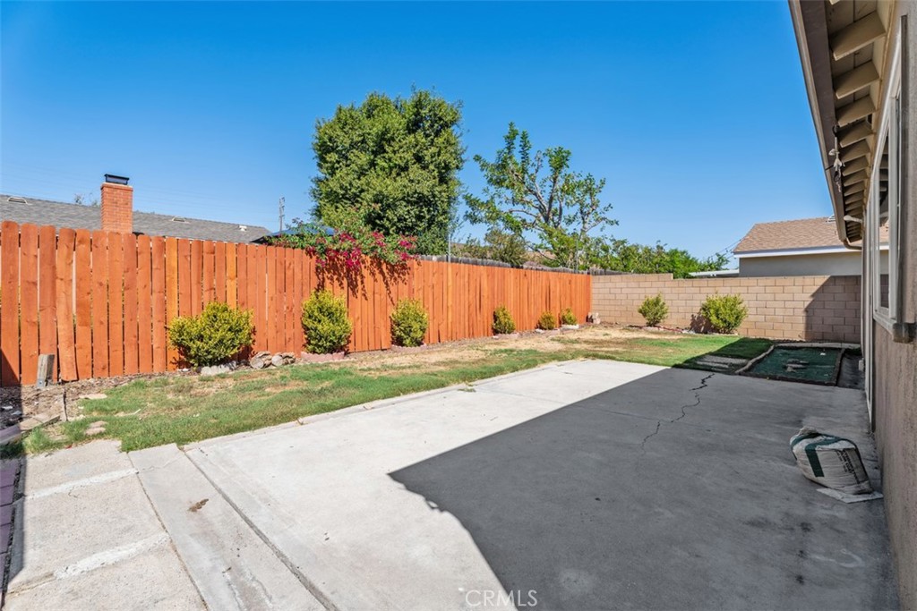 4161 E Riverdale, Anaheim CA 92807 - photo 27