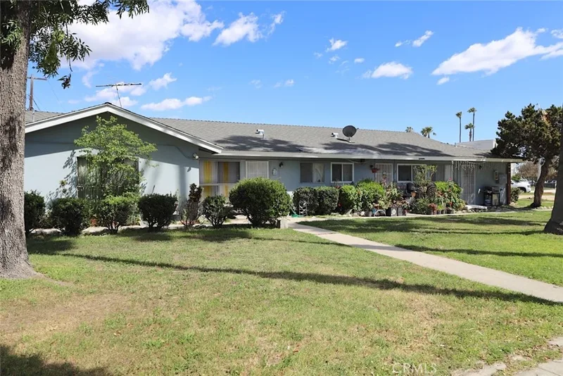 417 W Guinida Lane, Anaheim, CA 92805