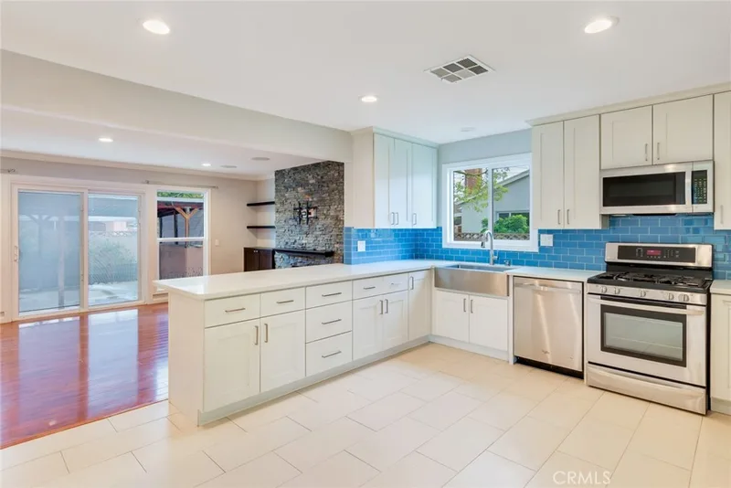 418 N Syracuse Street, Anaheim, CA 92801