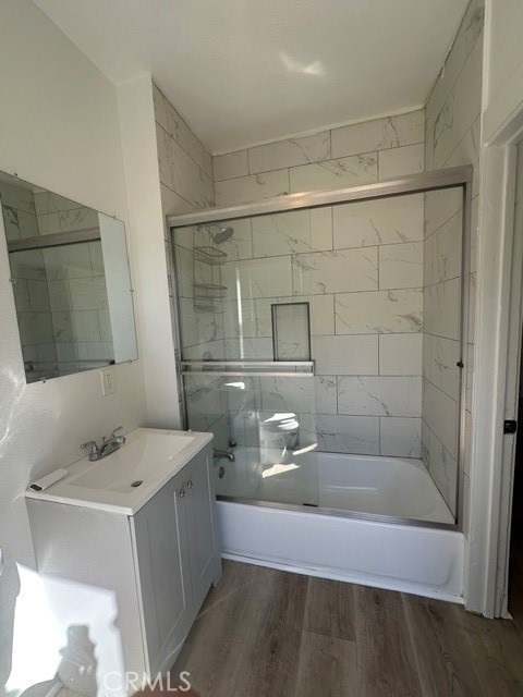 Rear 3/4 bathroom with walk-in shower - 423 S Helena, Anaheim CA 92805 - photo 11