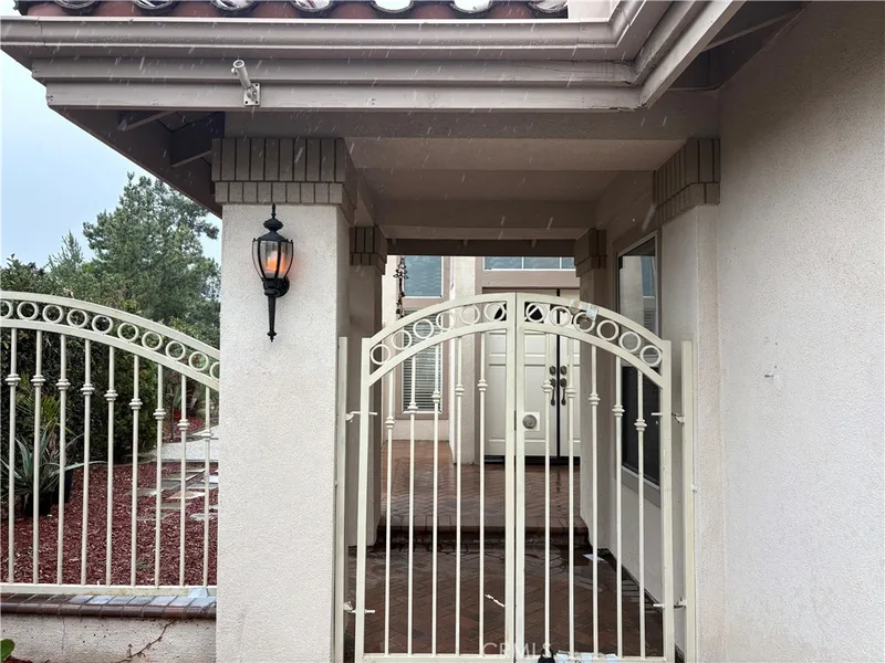 423 S Laureltree, Anaheim, CA 92808