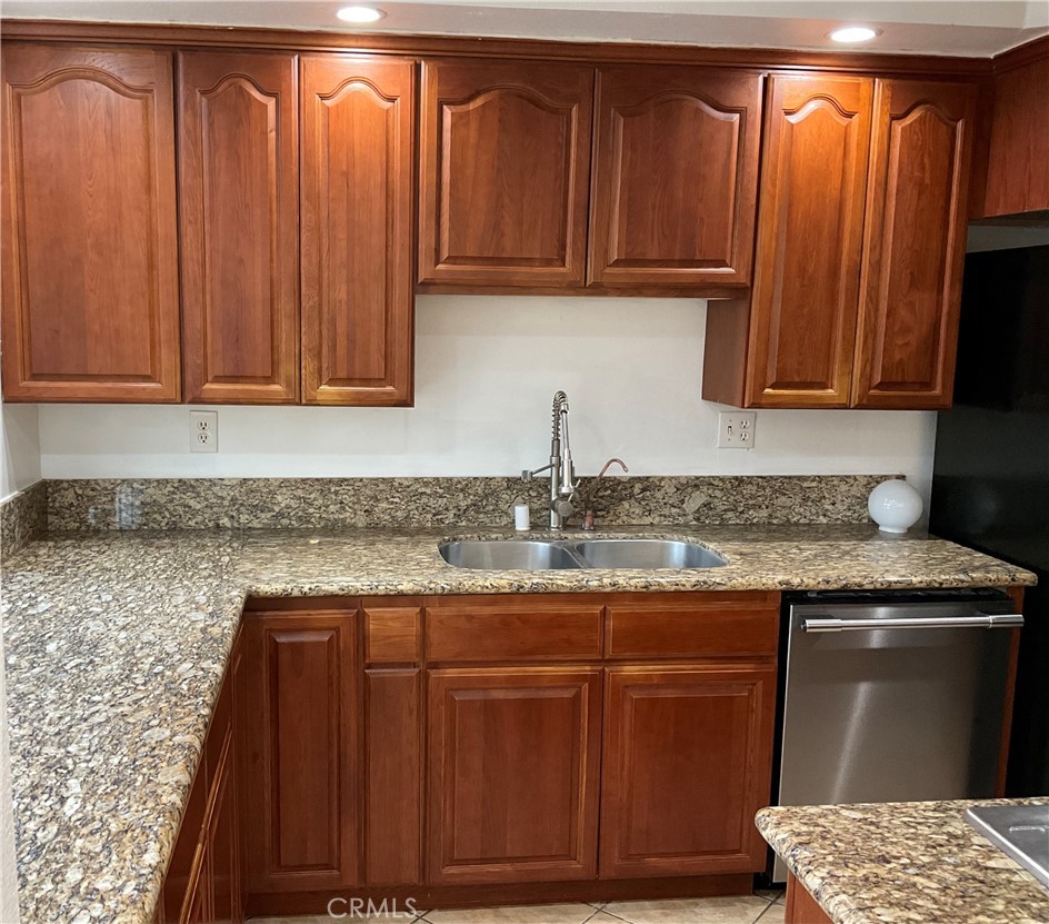 425 N Roni Lane, Anaheim CA 92807 - photo 13